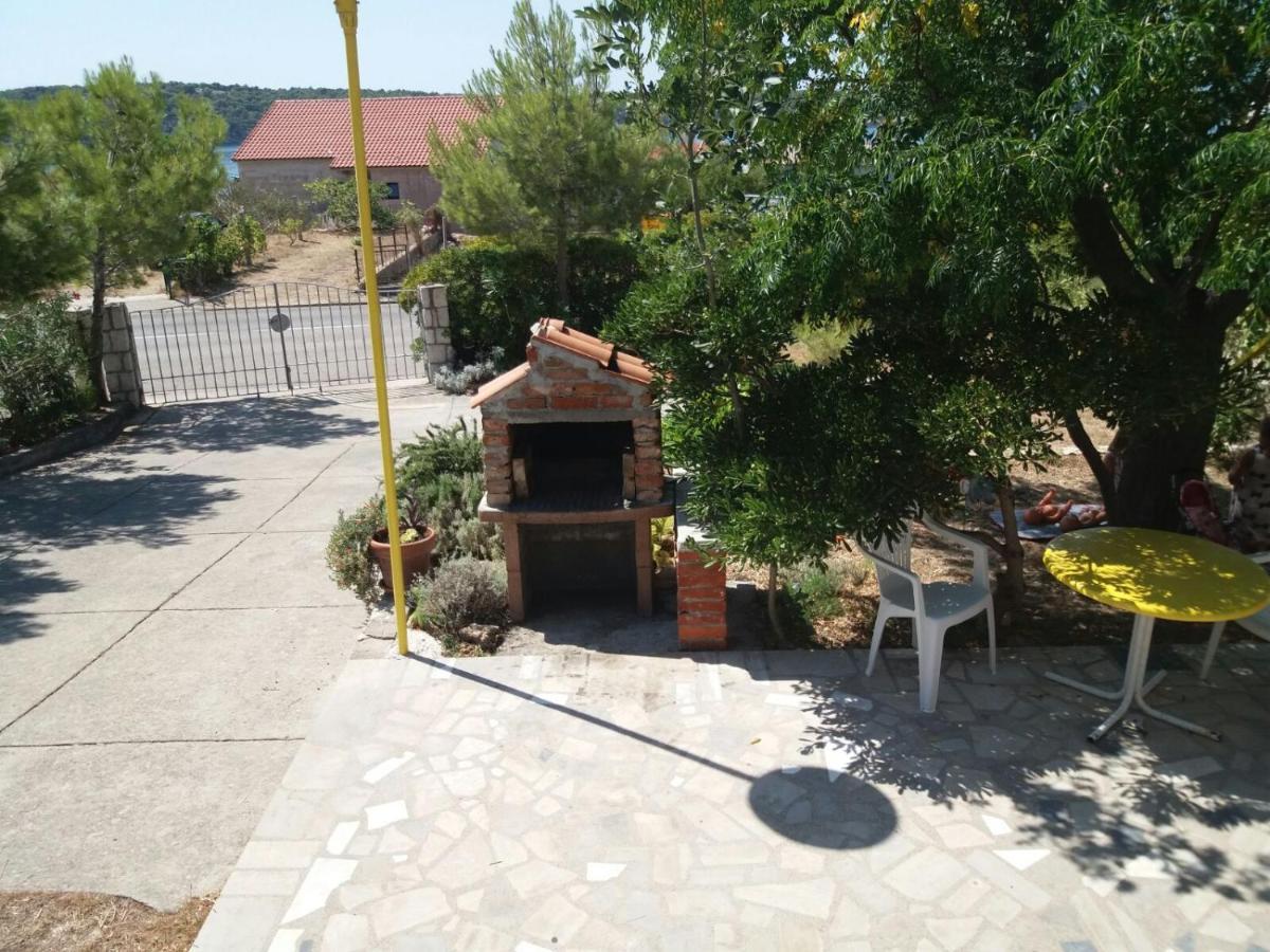 Holiday Home Vjeka Rab Town Cameră foto